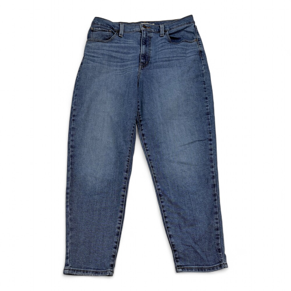 Levi's Women's Boyfriend Jeans Size 31‎ Medium Wash